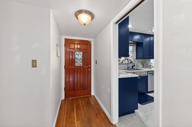 709 E Scott Avenue, Fresno, CA 93710