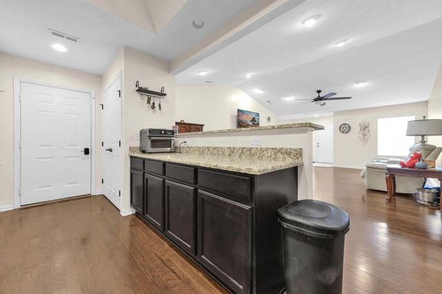 365 Cover Place, Columbus, OH 43235