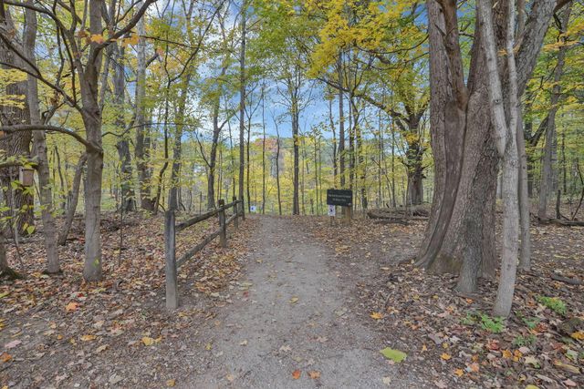 365 Cover Place, Columbus, OH 43235