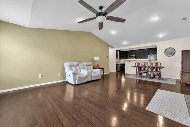 365 Cover Place, Columbus, OH 43235