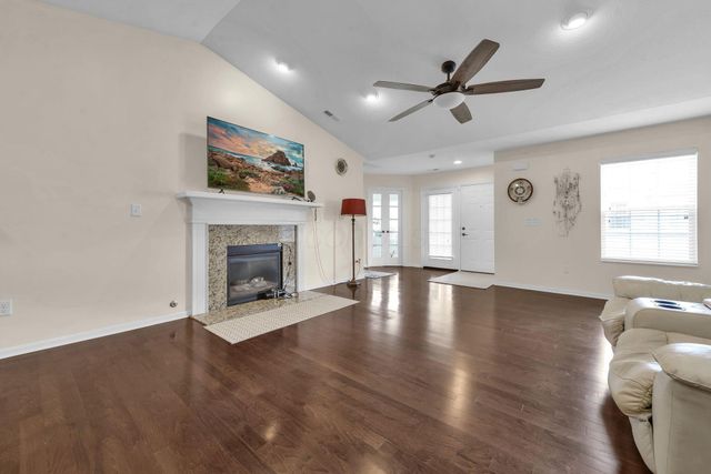 365 Cover Place, Columbus, OH 43235