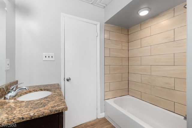 152 South Park 2, Elizabeth City, NJ 07206