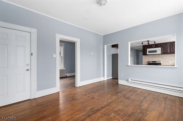 152 South Park 2, Elizabeth City, NJ 07206