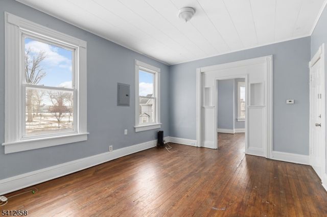 152 South Park 2, Elizabeth City, NJ 07206