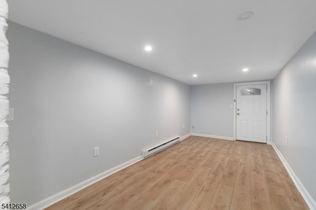 152 South Park 2, Elizabeth City, NJ 07206