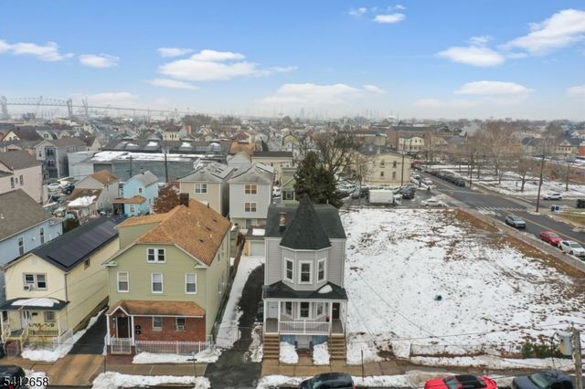 152 South Park 2, Elizabeth City, NJ 07206