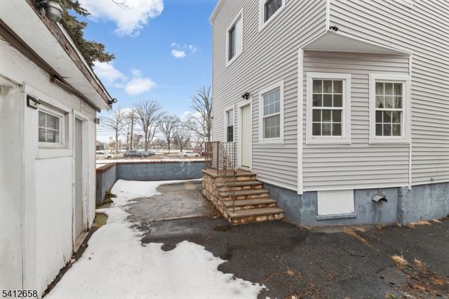 152 South Park 2, Elizabeth City, NJ 07206