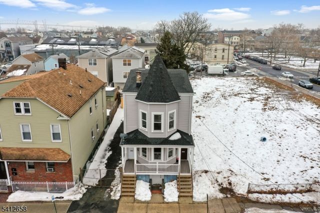 152 South Park 2, Elizabeth City, NJ 07206