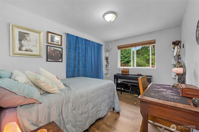 10414 SW 110th Street, Vashon, WA 98070