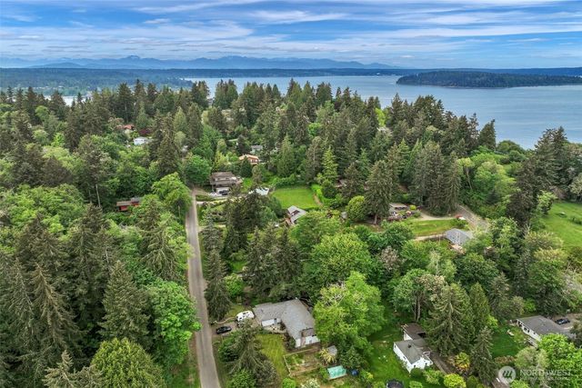 10414 SW 110th Street, Vashon, WA 98070