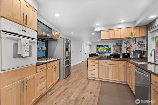 10414 SW 110th Street, Vashon, WA 98070