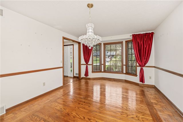 7 Whittlers Ridge, Perinton, NY 14534