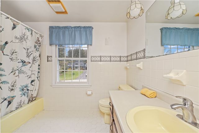 7 Whittlers Ridge, Perinton, NY 14534