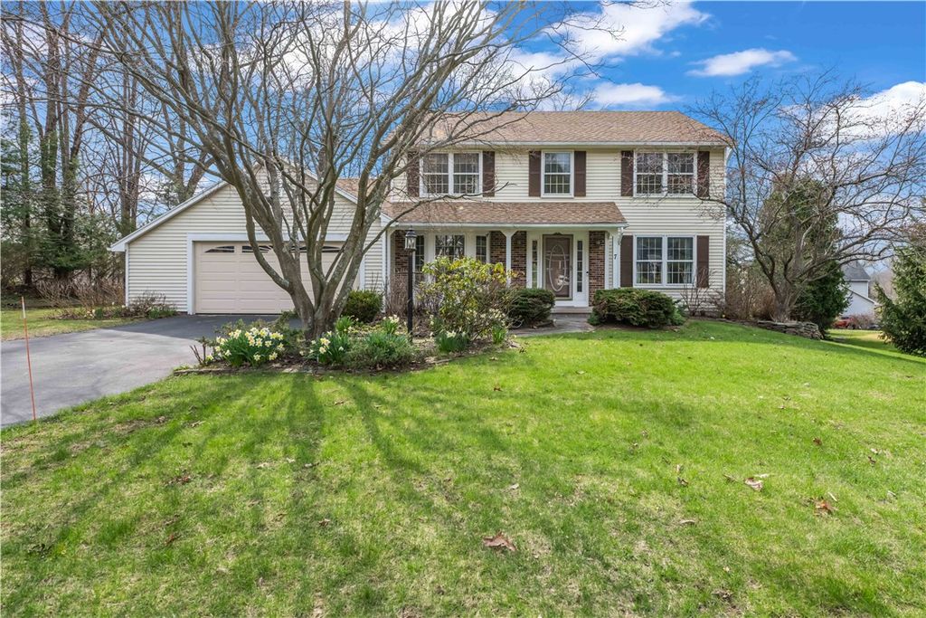 7 Whittlers Ridge, Perinton, NY 14534