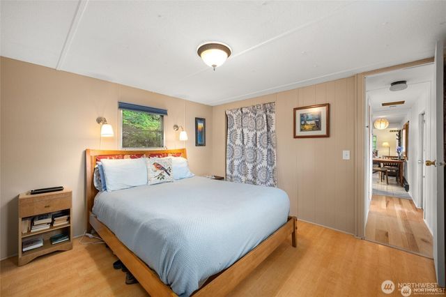 1059 Island Drive, Lummi Island, WA 98262