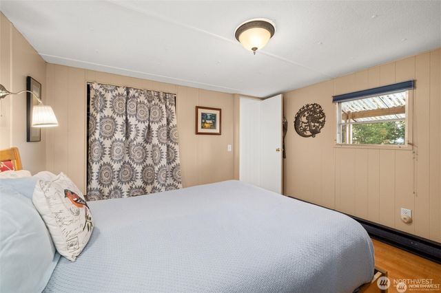 1059 Island Drive, Lummi Island, WA 98262