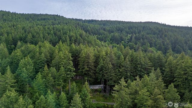 1059 Island Drive, Lummi Island, WA 98262