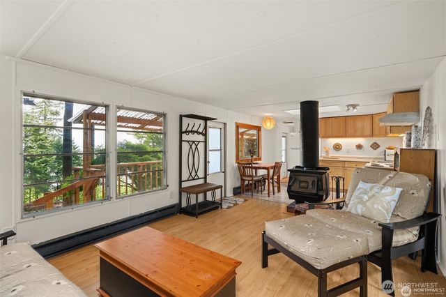 1059 Island Drive, Lummi Island, WA 98262