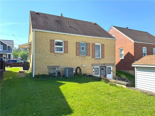 2116 Mcminn St, Aliquippa, PA 15001