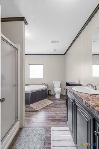 4516 Fm 1090, Port Lavaca, TX 77979