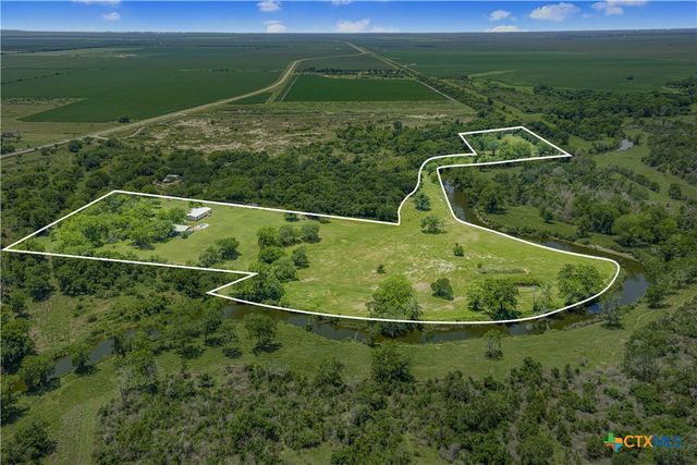 4516 Fm 1090, Port Lavaca, TX 77979