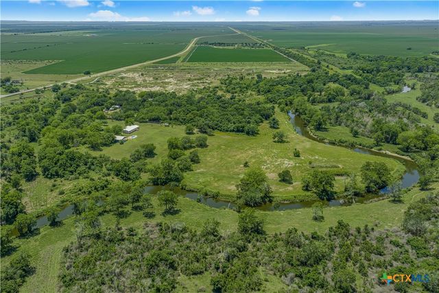 4516 Fm 1090, Port Lavaca, TX 77979