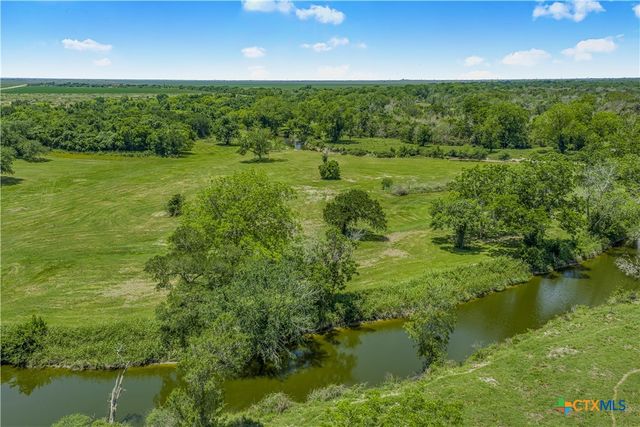 4516 Fm 1090, Port Lavaca, TX 77979