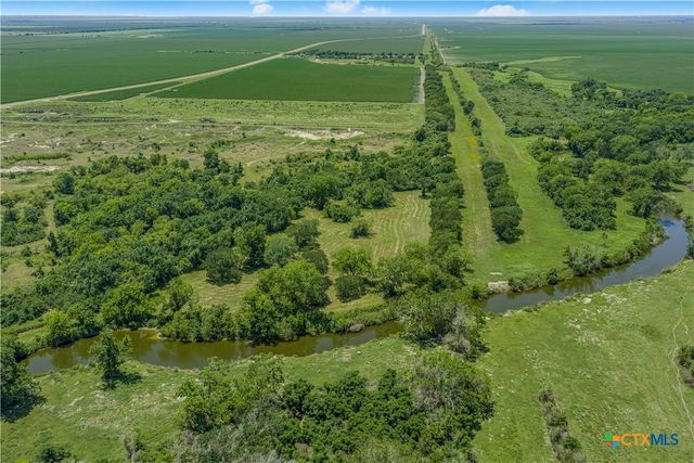 4516 Fm 1090, Port Lavaca, TX 77979