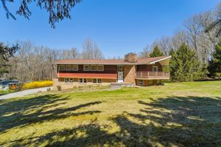 18 Tamarack Drive, Hopewell Junction, NY 12533