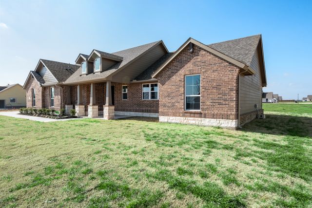 3112 White Oak Road, Oak Ridge, TX 75161