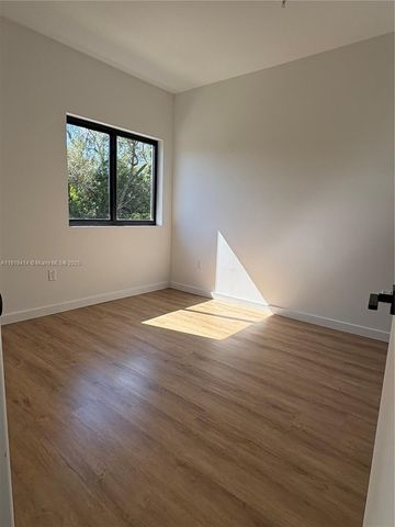 85 NE 55th St 3, Miami, FL 33137