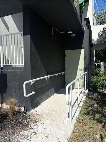 85 NE 55th St 3, Miami, FL 33137