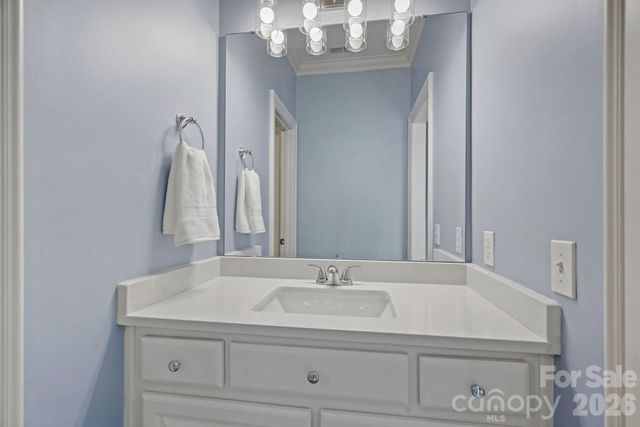 18525 Rollingdale Lane, Davidson, NC 28036