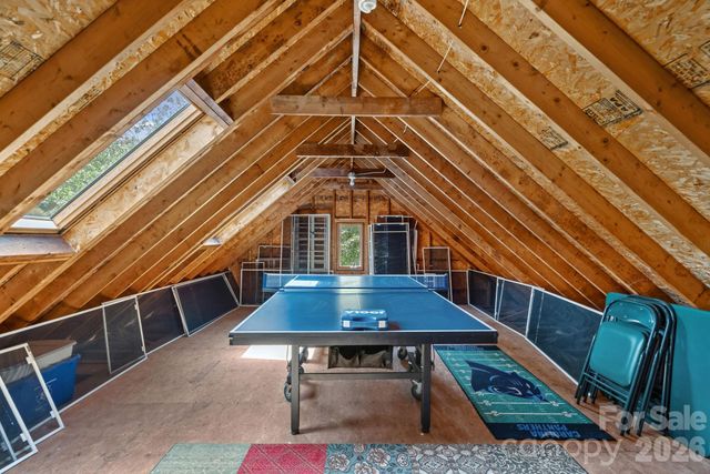 18525 Rollingdale Lane, Davidson, NC 28036
