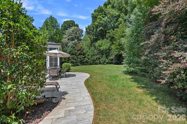 18525 Rollingdale Lane, Davidson, NC 28036