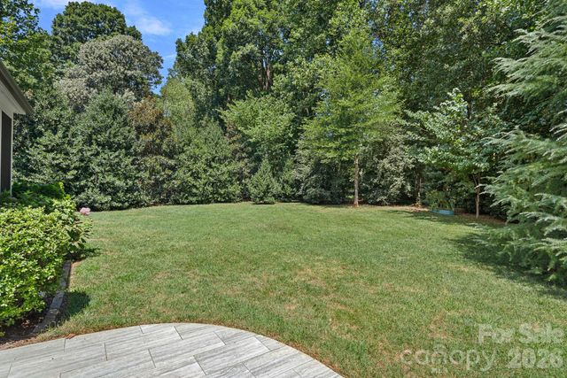 18525 Rollingdale Lane, Davidson, NC 28036