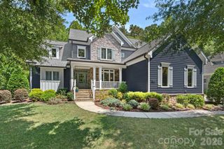 18525 Rollingdale Lane, Davidson, NC 28036