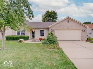 2160 Meadow Glen Boulevard, Franklin, IN 46131