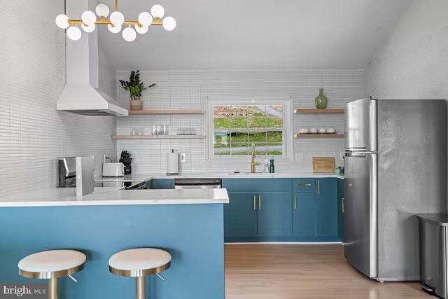 307 FOX RUN LN, Winchester, VA 22602