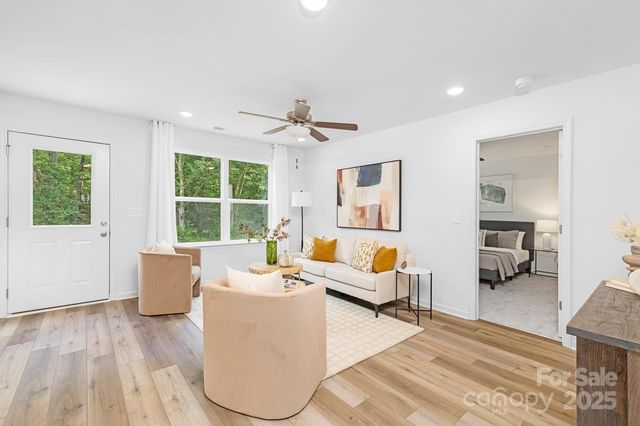 606 Westover Street, Gastonia, NC 28054