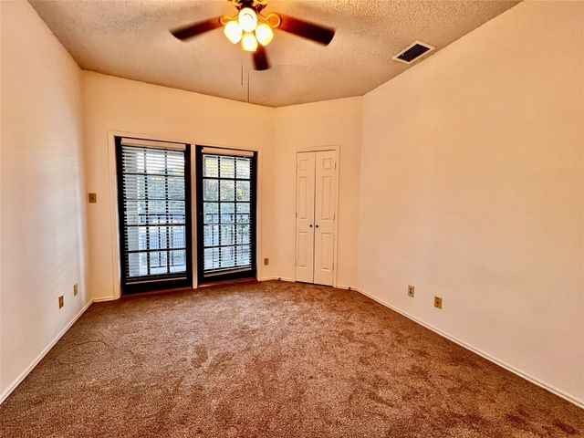 4800 W Lovers Lane 112, Dallas, TX 75209