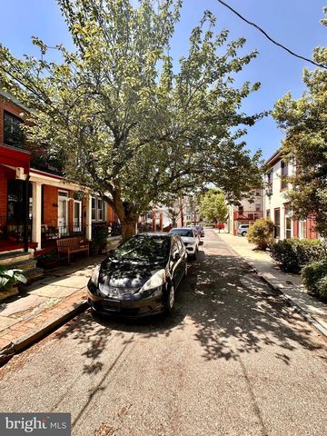 3315 ARNOLD ST, Philadelphia, PA 19129