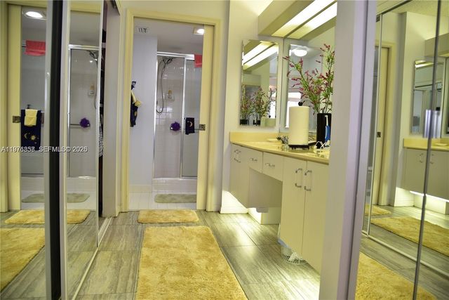 7730 Granville Dr 202, Tamarac, FL 33321