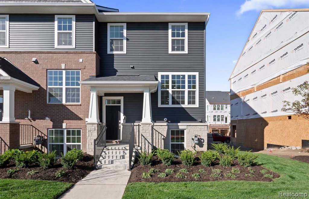 333 N Sydney Court, Plymouth, MI 48170