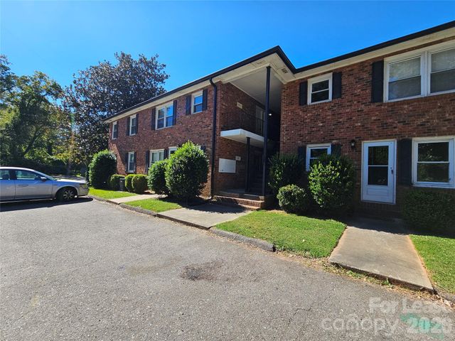718 E Maple Avenue C, Gastonia, NC 28054