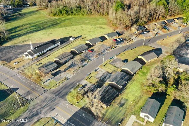 1702 Snowden Drive SE, Wilson, NC 27893