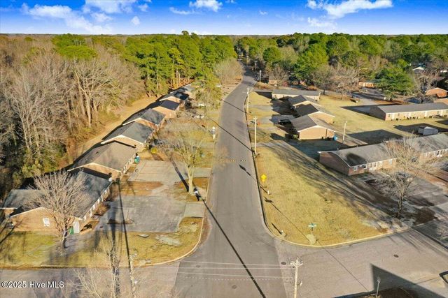 1702 Snowden Drive SE, Wilson, NC 27893