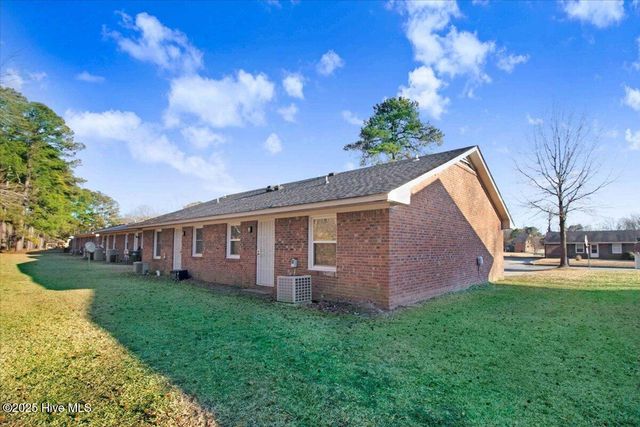 1702 Snowden Drive SE, Wilson, NC 27893