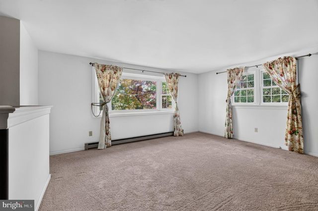 802 ROUTE 313, Perkasie, PA 18944