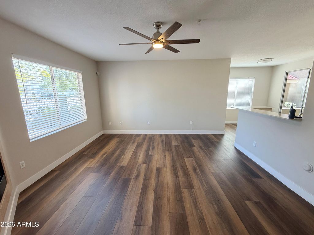 2929 W YORKSHIRE Drive 1122, Phoenix, AZ 85027 — photo 3